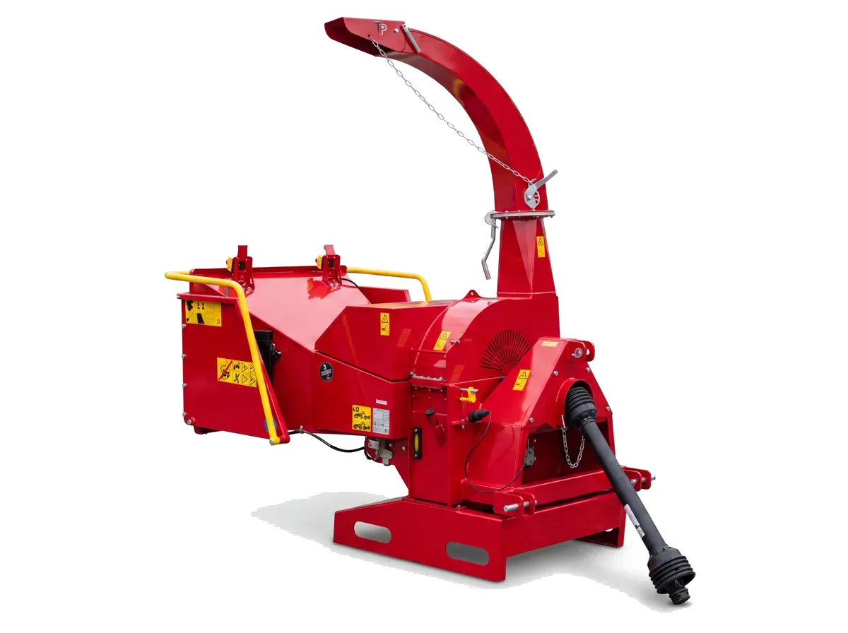 TP Holzhäcksler mit Zapfwellenantrieb als Traktor-Anbaugerät, Land.Bau.Werk
